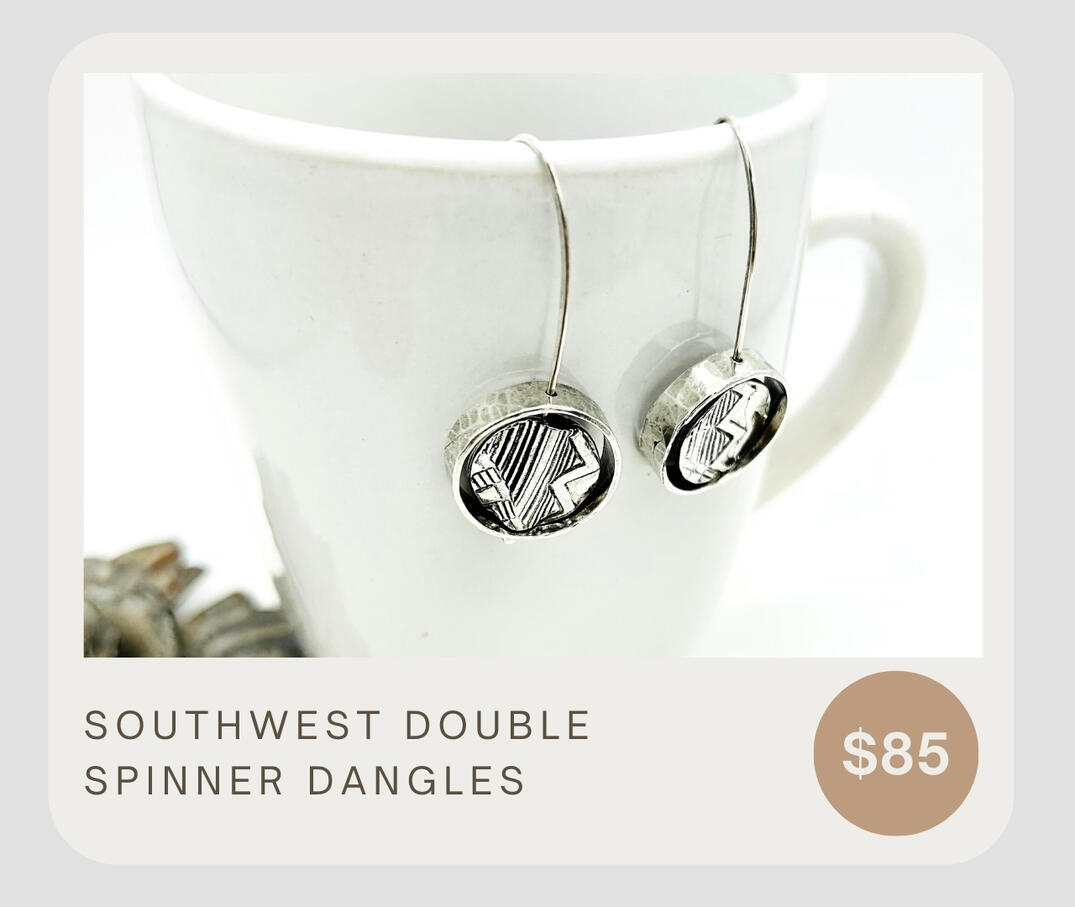 Beautiful dangle earrings with a twist! Literally! This earrings have a spinning feature on the inside with a southwest pattern on both sides. This is a fun flare to the everyday dangle earring!